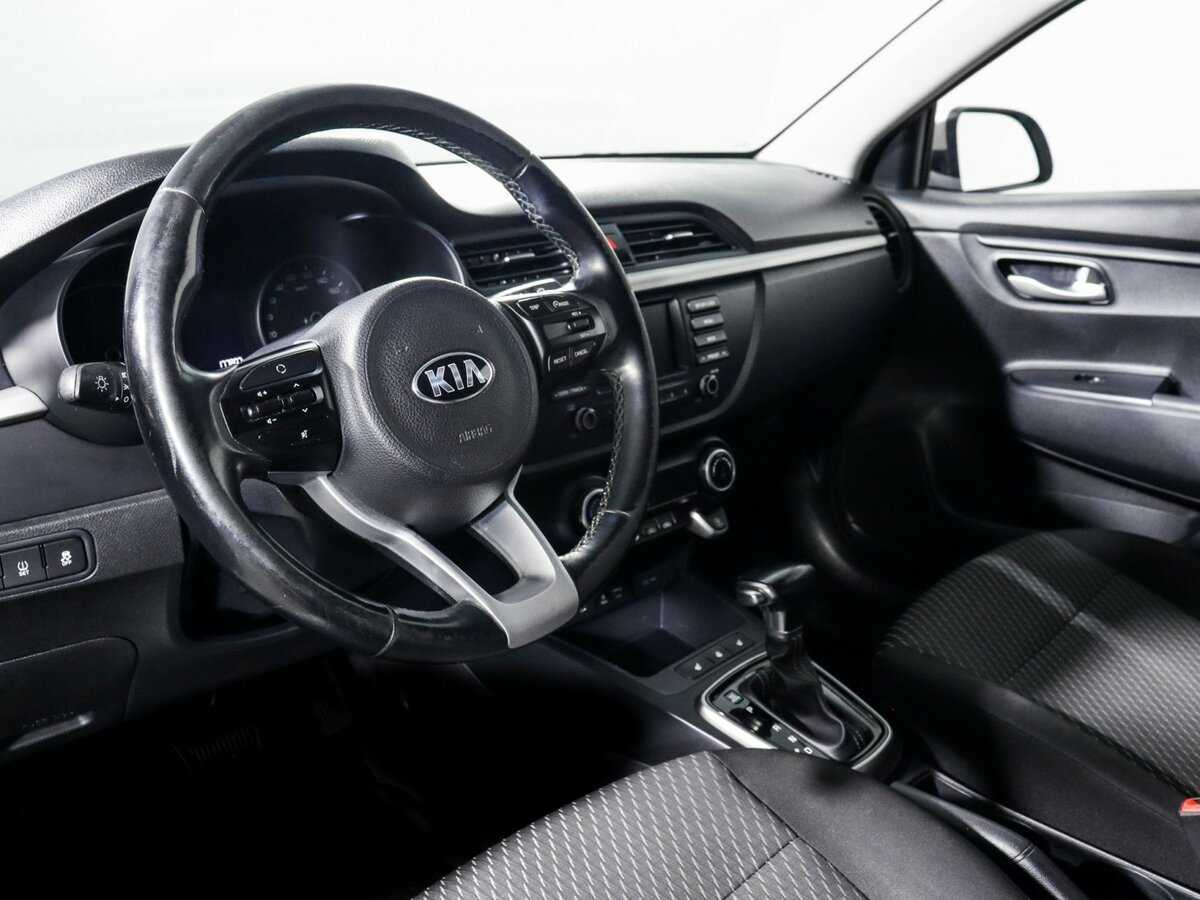 Kia Rio с пробегом — 2018 год. Фото: #8