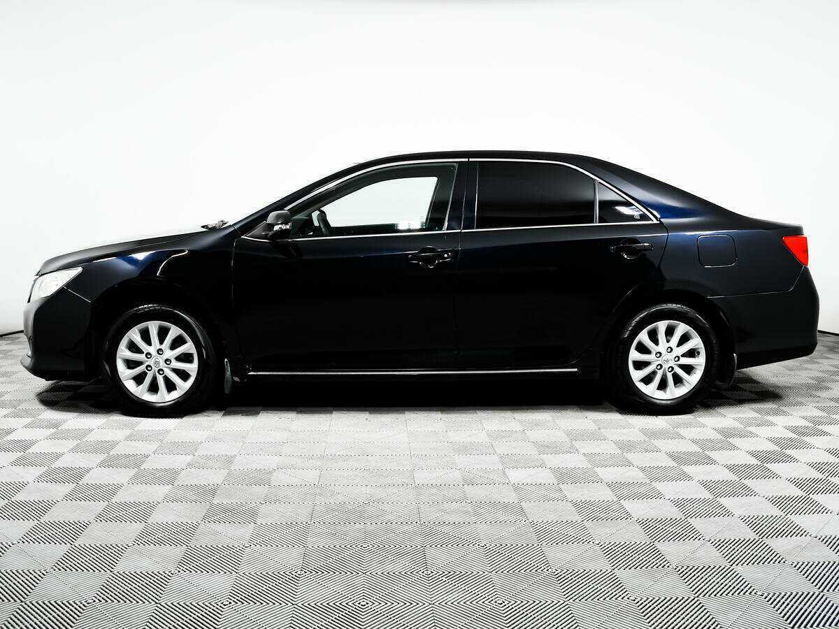 Toyota Camry с пробегом — 2013 год. Фото: #7