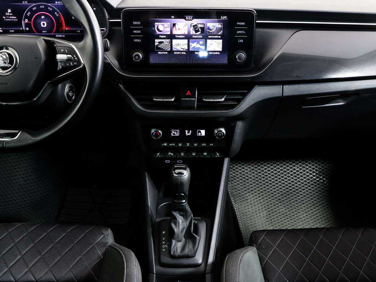 Skoda Rapid с пробегом — 2021 год. Фото: #11