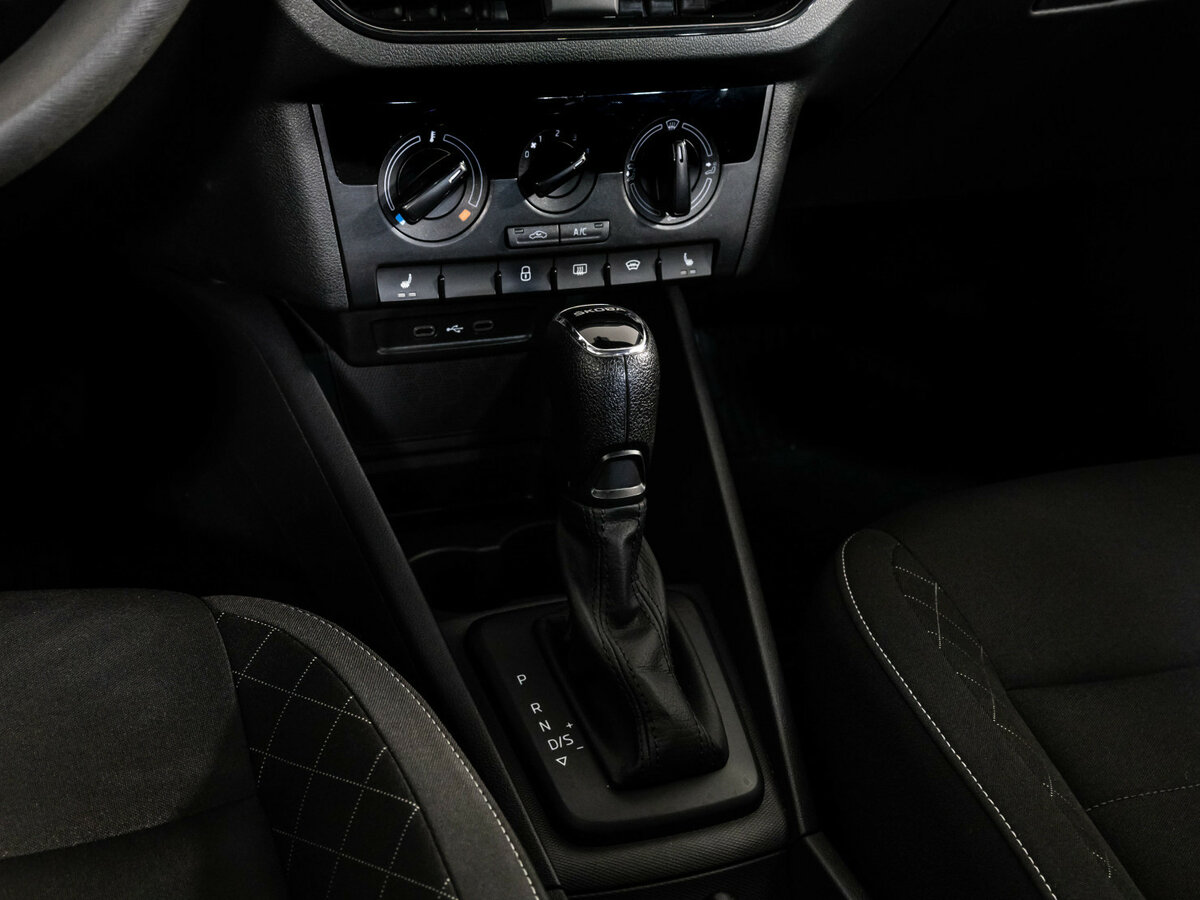 Skoda Rapid с пробегом — 2020 год. Фото: #9