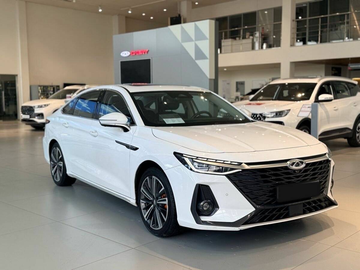 Chery Arrizo 8 с пробегом — 2023 год. Фото: #10