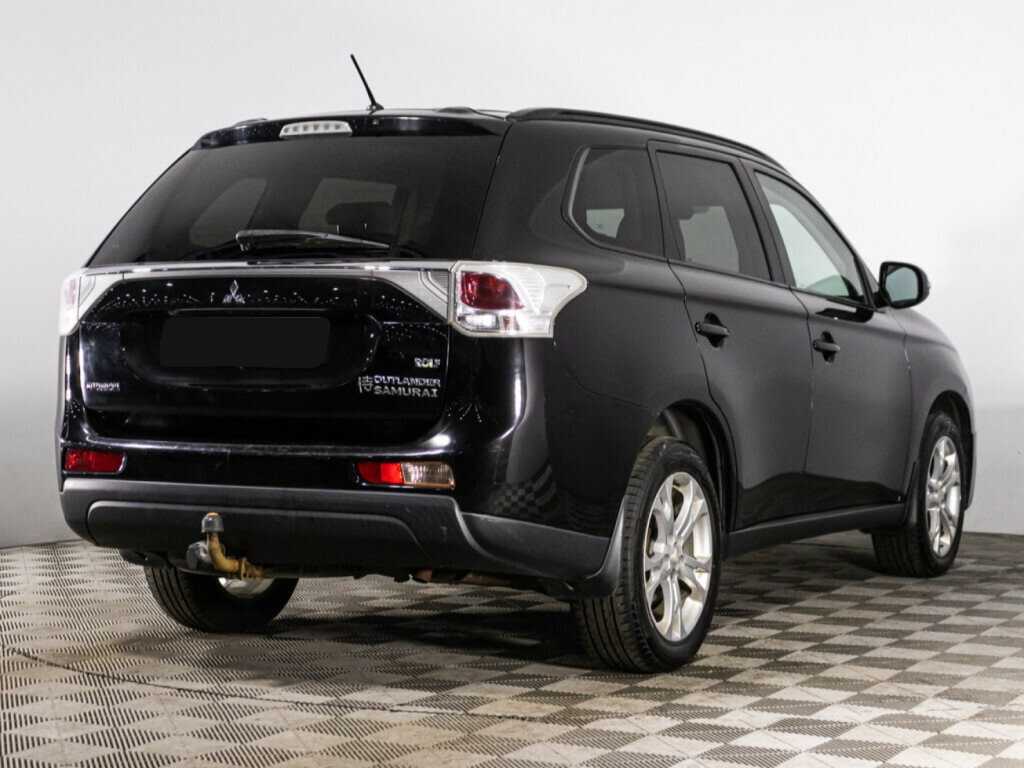 Mitsubishi Outlander с пробегом — 2013 год. Фото: #4
