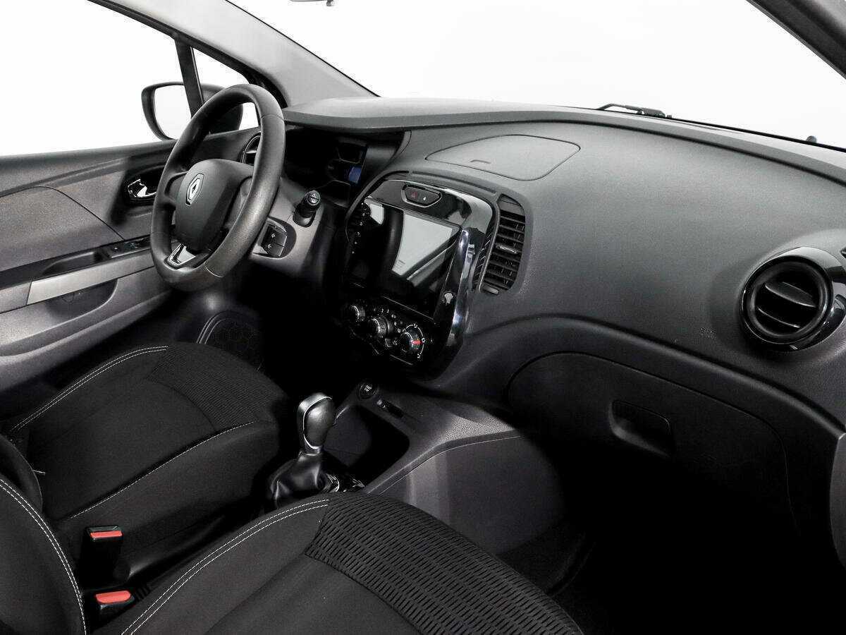 Renault Kaptur с пробегом — 2018 год. Фото: #8