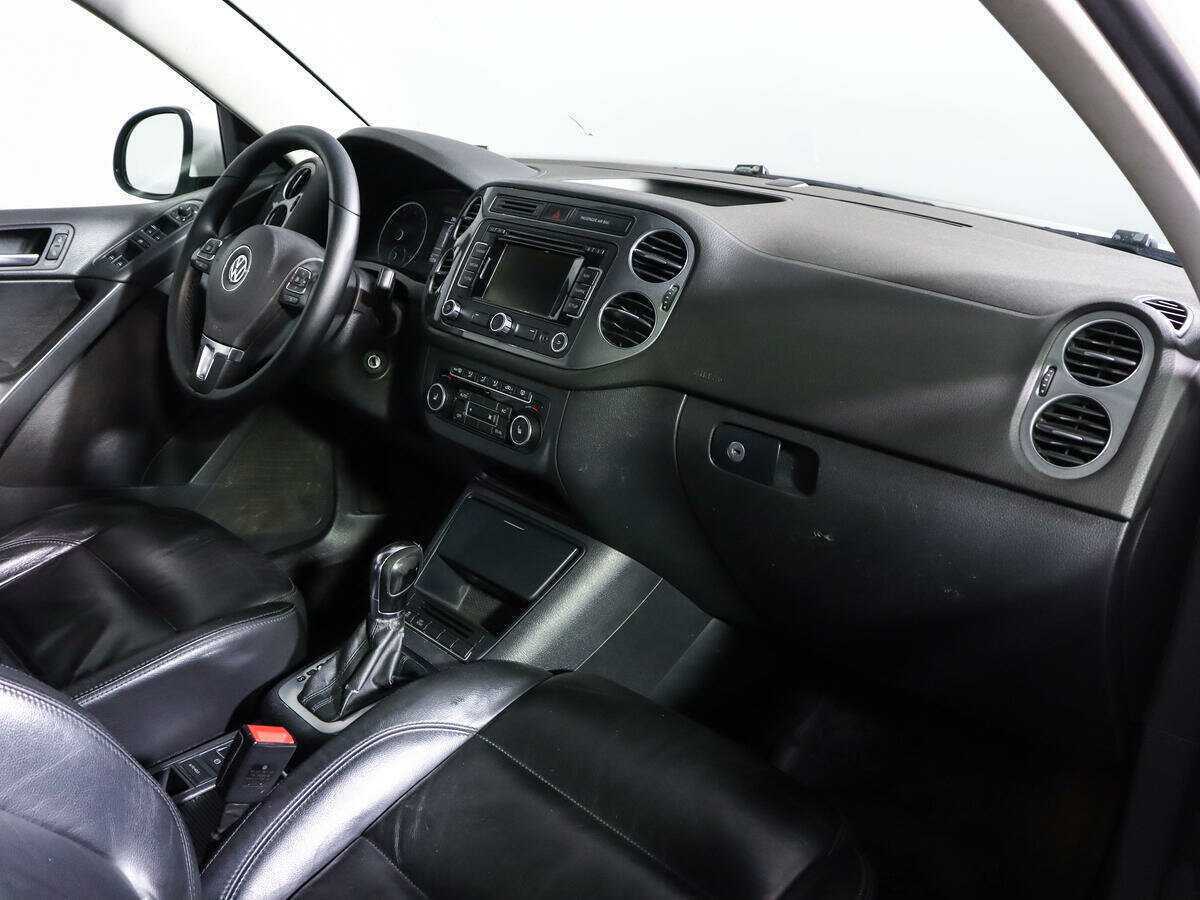 Volkswagen Tiguan с пробегом — 2012 год. Фото: #7