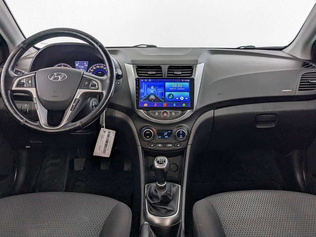 Hyundai Solaris с пробегом — 2016 год. Фото: #11