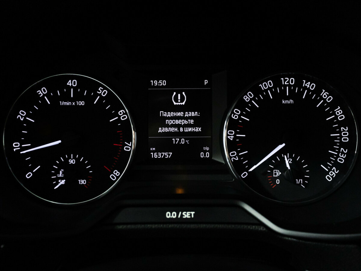 Skoda Octavia с пробегом — 2013 год. Фото: #10