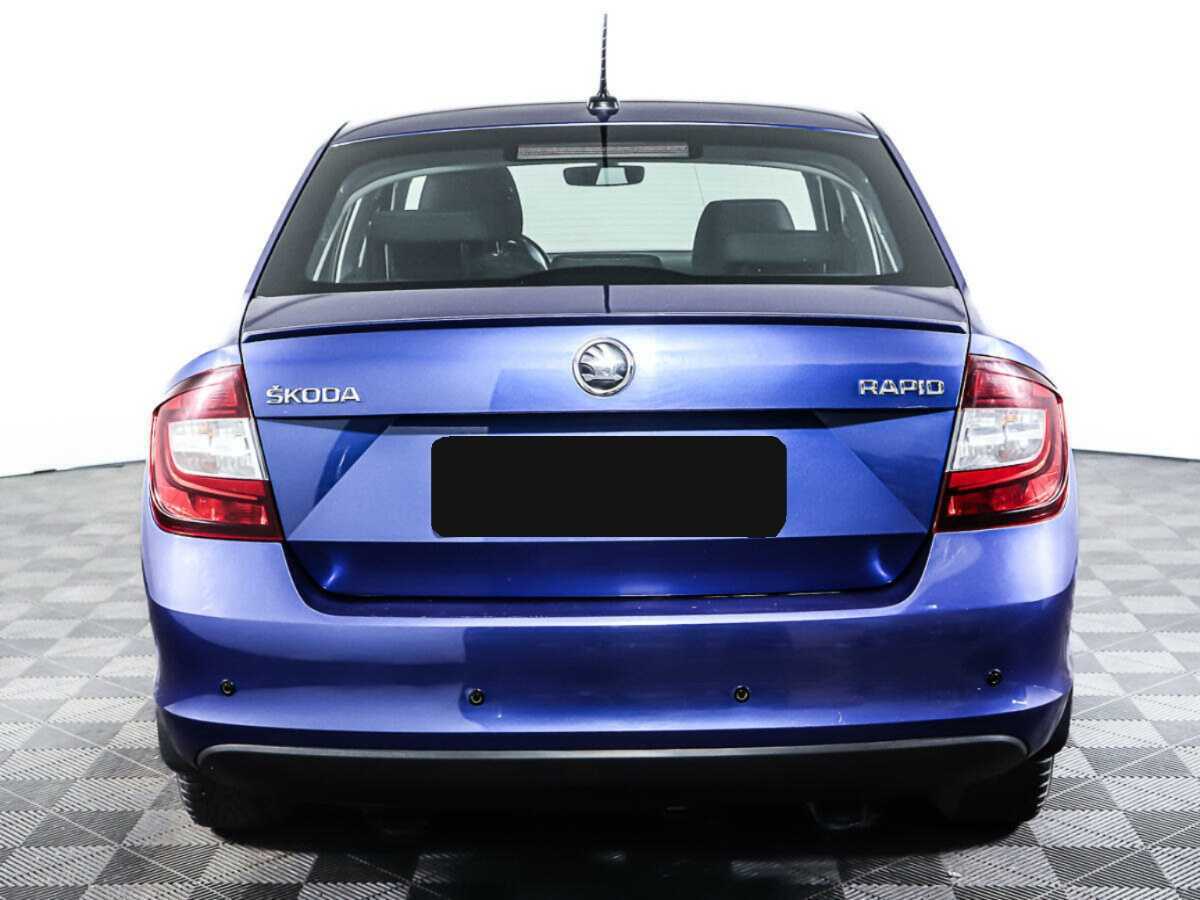 Skoda Rapid с пробегом — 2017 год. Фото: #5