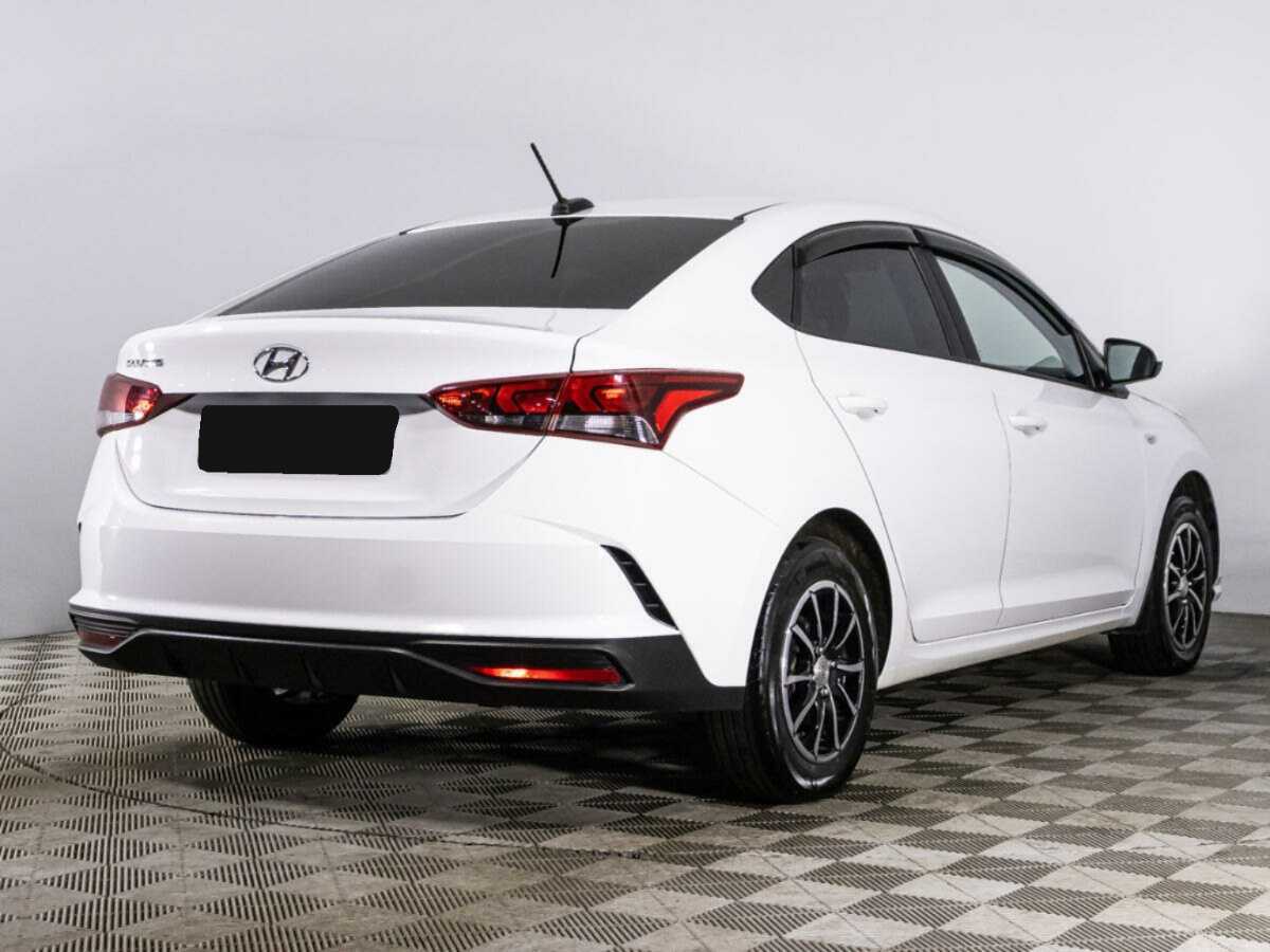 Hyundai Solaris с пробегом — 2021 год. Фото: #4