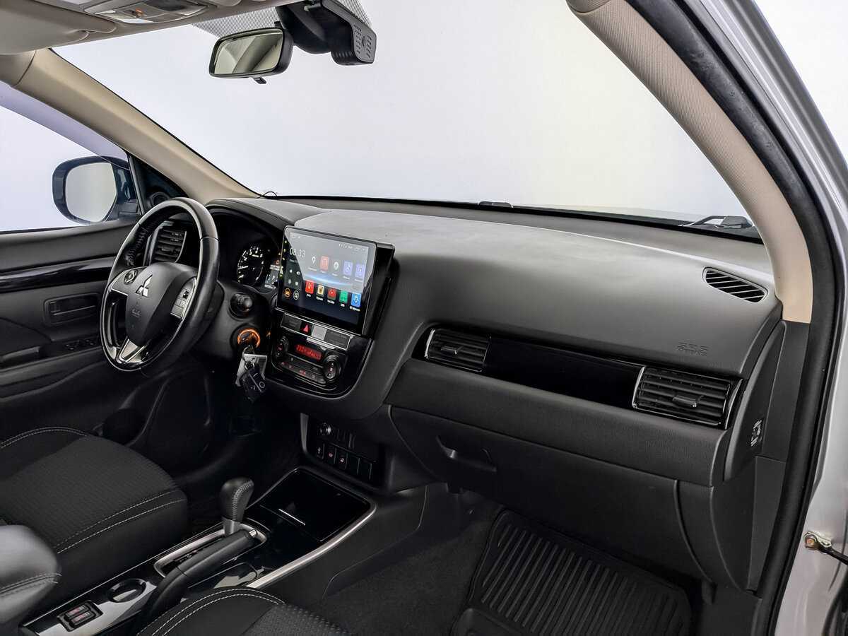 Mitsubishi Outlander с пробегом — 2019 год. Фото: #10