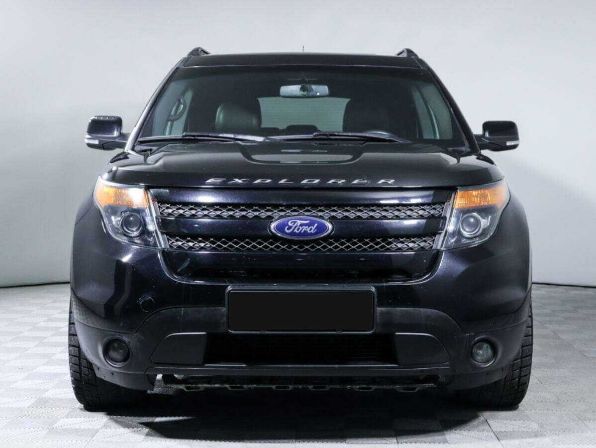 Ford Explorer с пробегом — 2013 год. Фото: #0