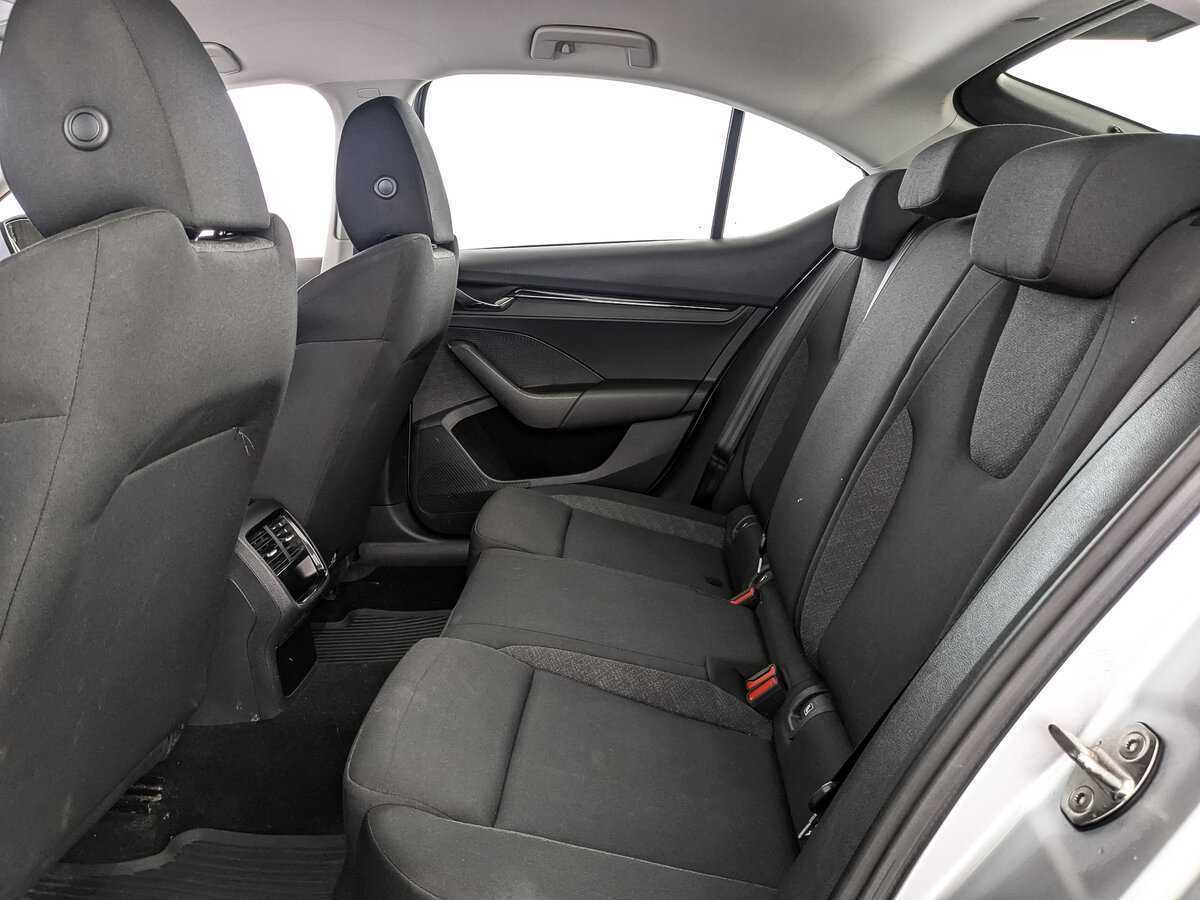 Skoda Octavia с пробегом — 2021 год. Фото: #13