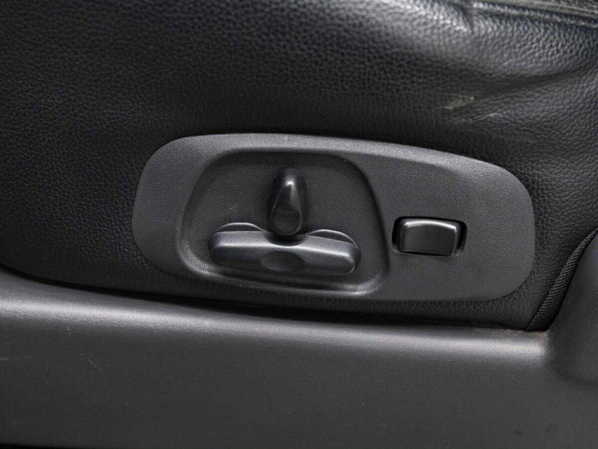 Mitsubishi Pajero с пробегом — 2013 год. Фото: #19