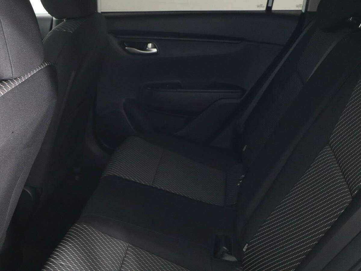 Kia Rio с пробегом — 2019 год. Фото: #8