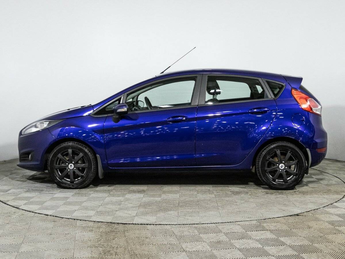 Ford Fiesta с пробегом — 2015 год. Фото: #7