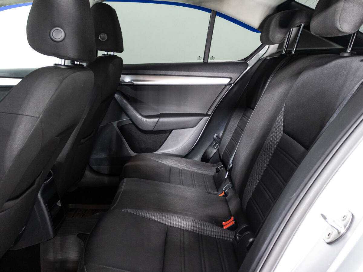 Skoda Octavia с пробегом — 2017 год. Фото: #9