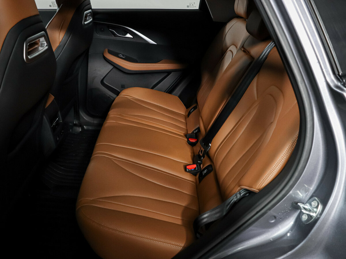 OMODA C5 с пробегом — 2024 год. Фото: #7