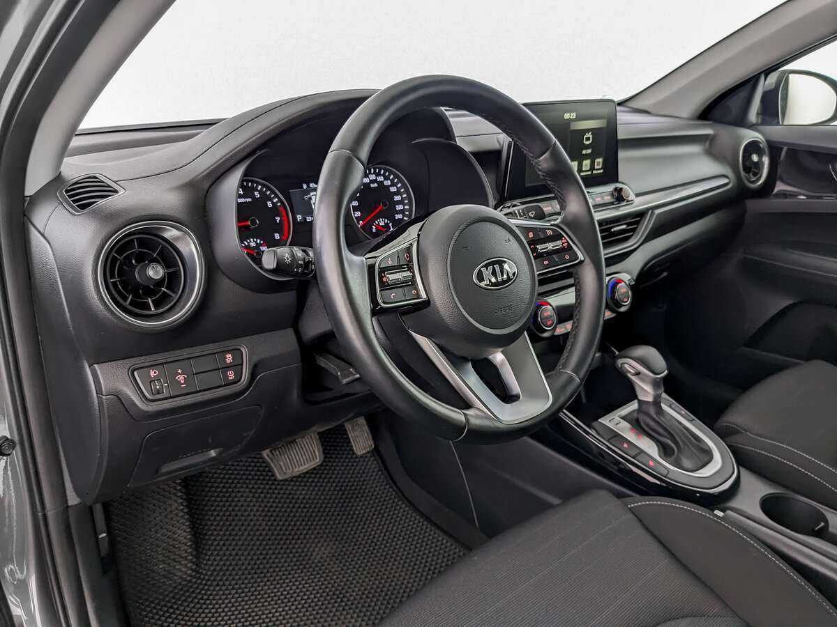 Kia Cerato с пробегом — 2021 год. Фото: #13