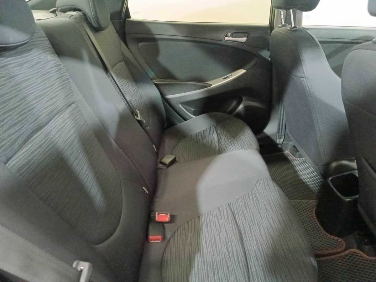 Hyundai Solaris с пробегом — 2016 год. Фото: #10