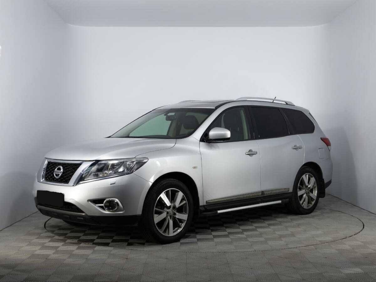 Nissan Pathfinder с пробегом — 2015 год. Фото: #0