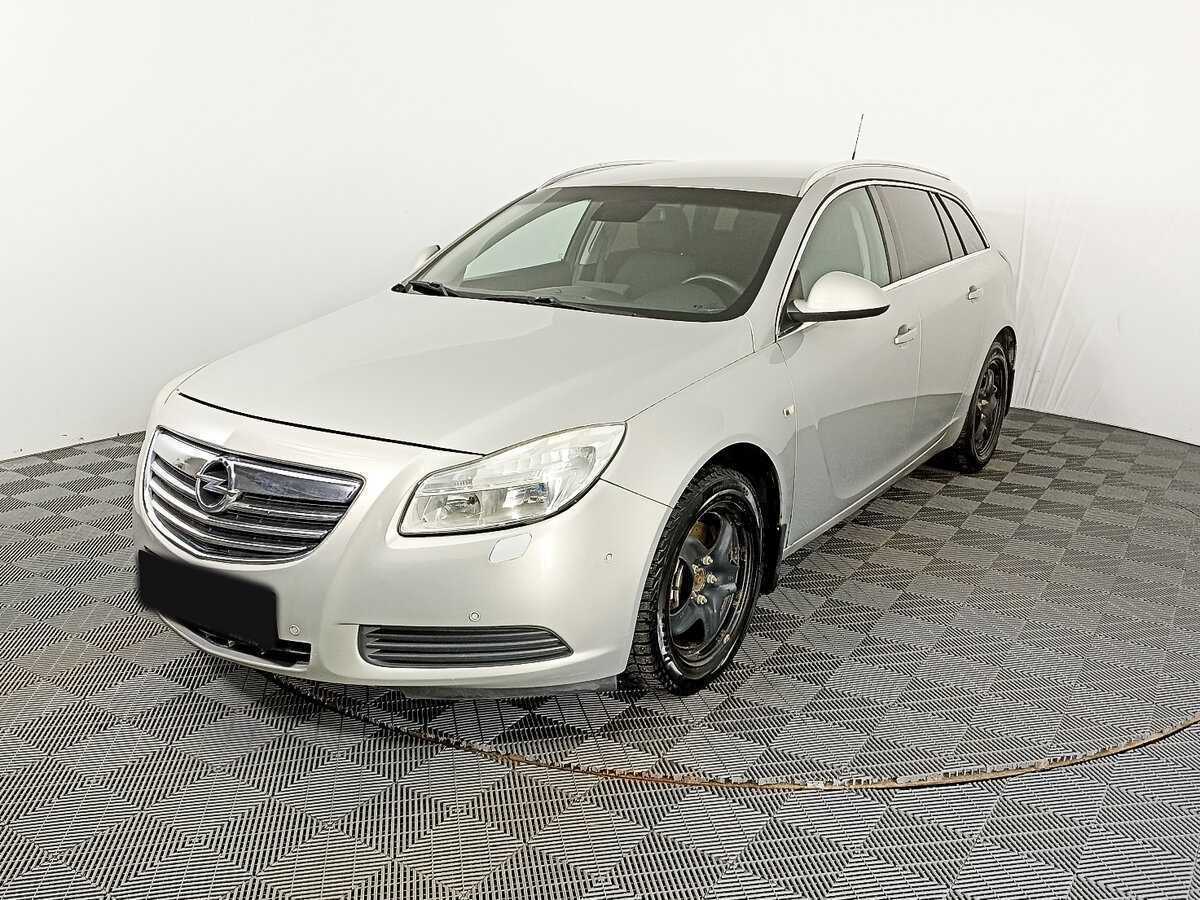 Opel Insignia с пробегом — 2012 год. Фото: #0
