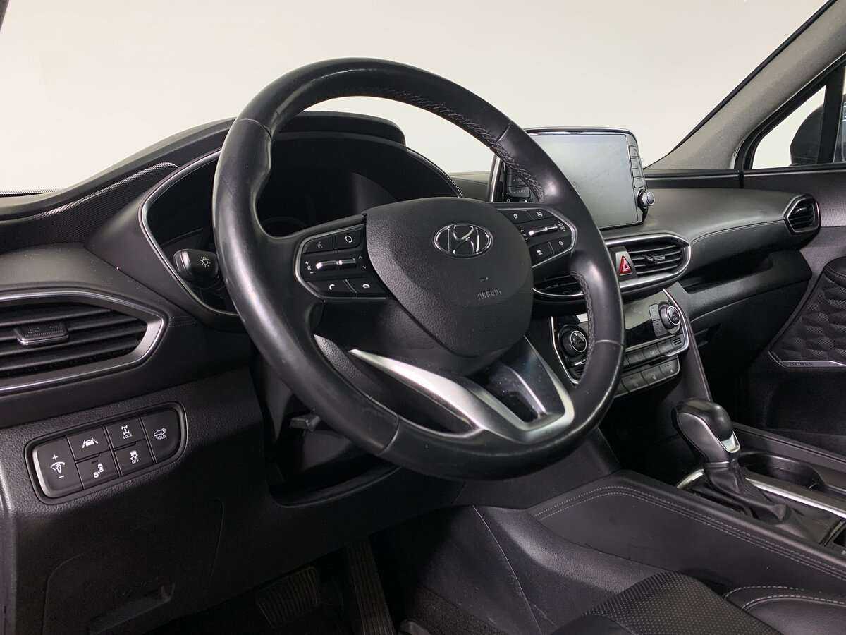 Hyundai Santa Fe с пробегом — 2019 год. Фото: #8