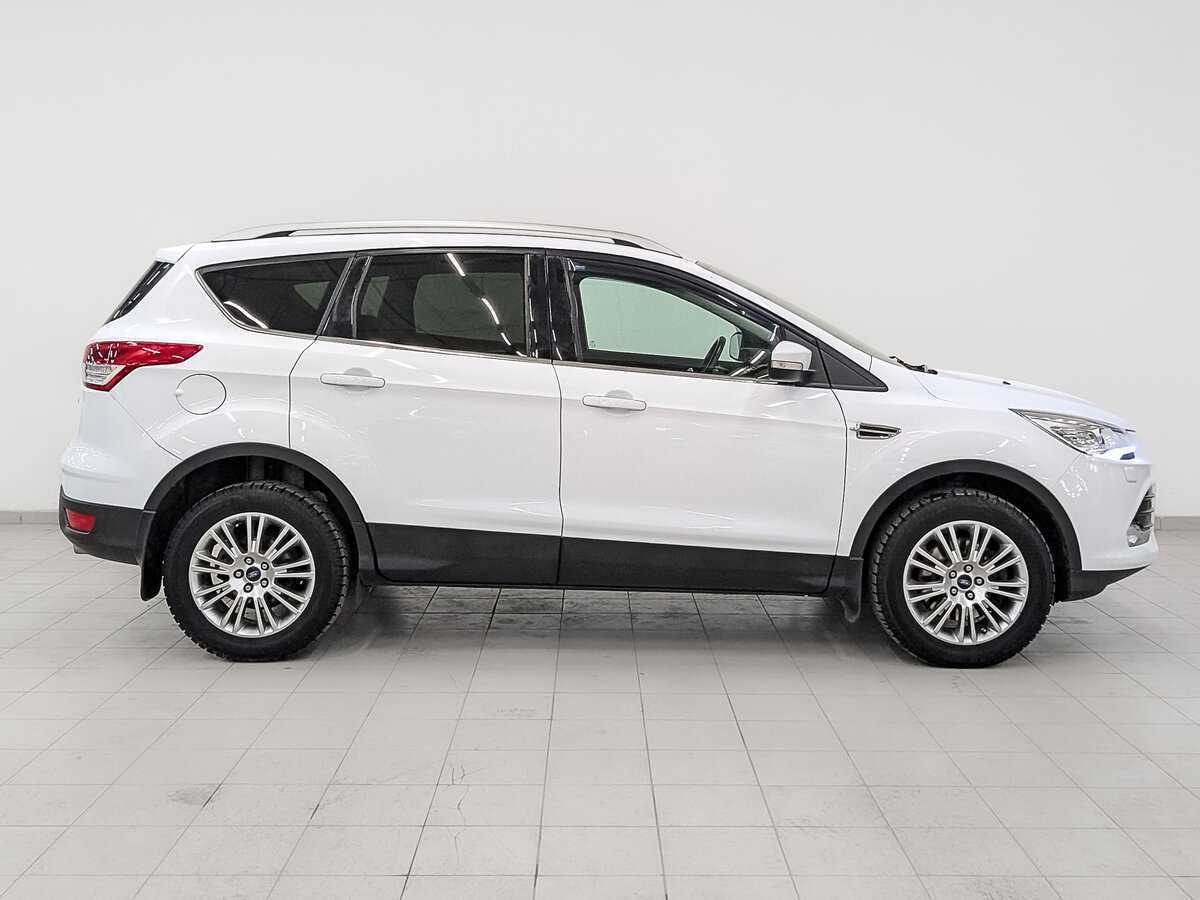 Ford Kuga с пробегом — 2014 год. Фото: #3