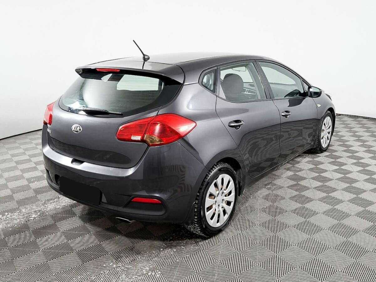 Kia Ceed с пробегом — 2013 год. Фото: #4