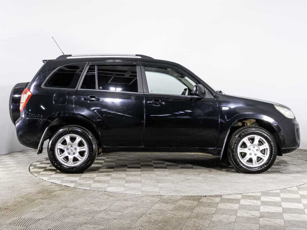 Chery Tiggo (T11) с пробегом — 2015 год. Фото: #3