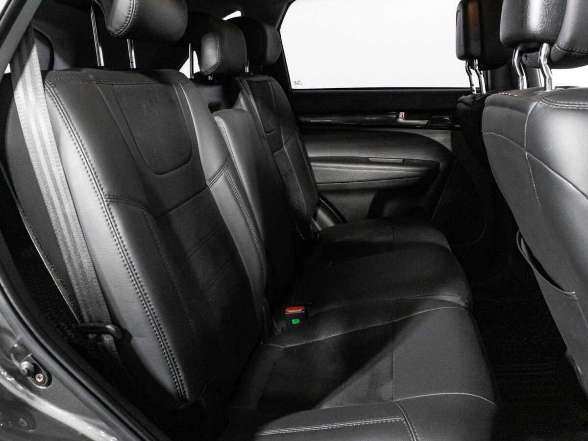 Kia Sorento с пробегом — 2019 год. Фото: #9