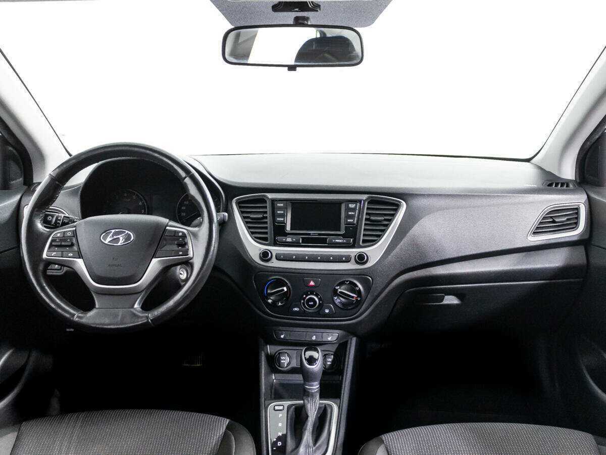 Hyundai Solaris с пробегом — 2018 год. Фото: #12