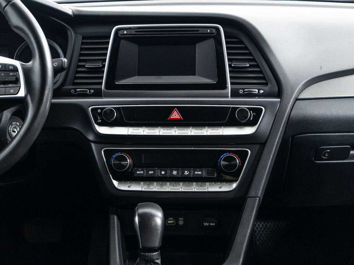 Hyundai Sonata с пробегом — 2018 год. Фото: #13