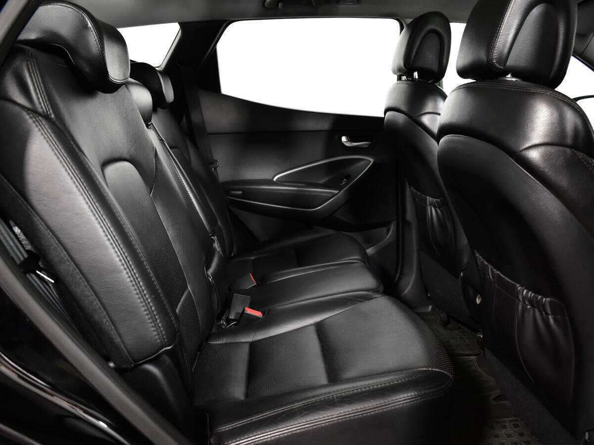 Hyundai Santa Fe с пробегом — 2013 год. Фото: #9