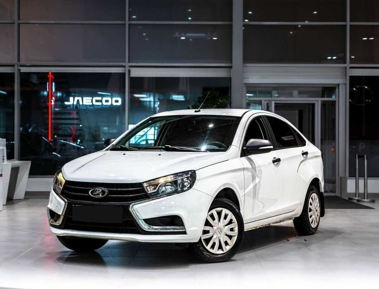 Lada (ВАЗ) Vesta с пробегом — 2021 год. Посмотреть фото