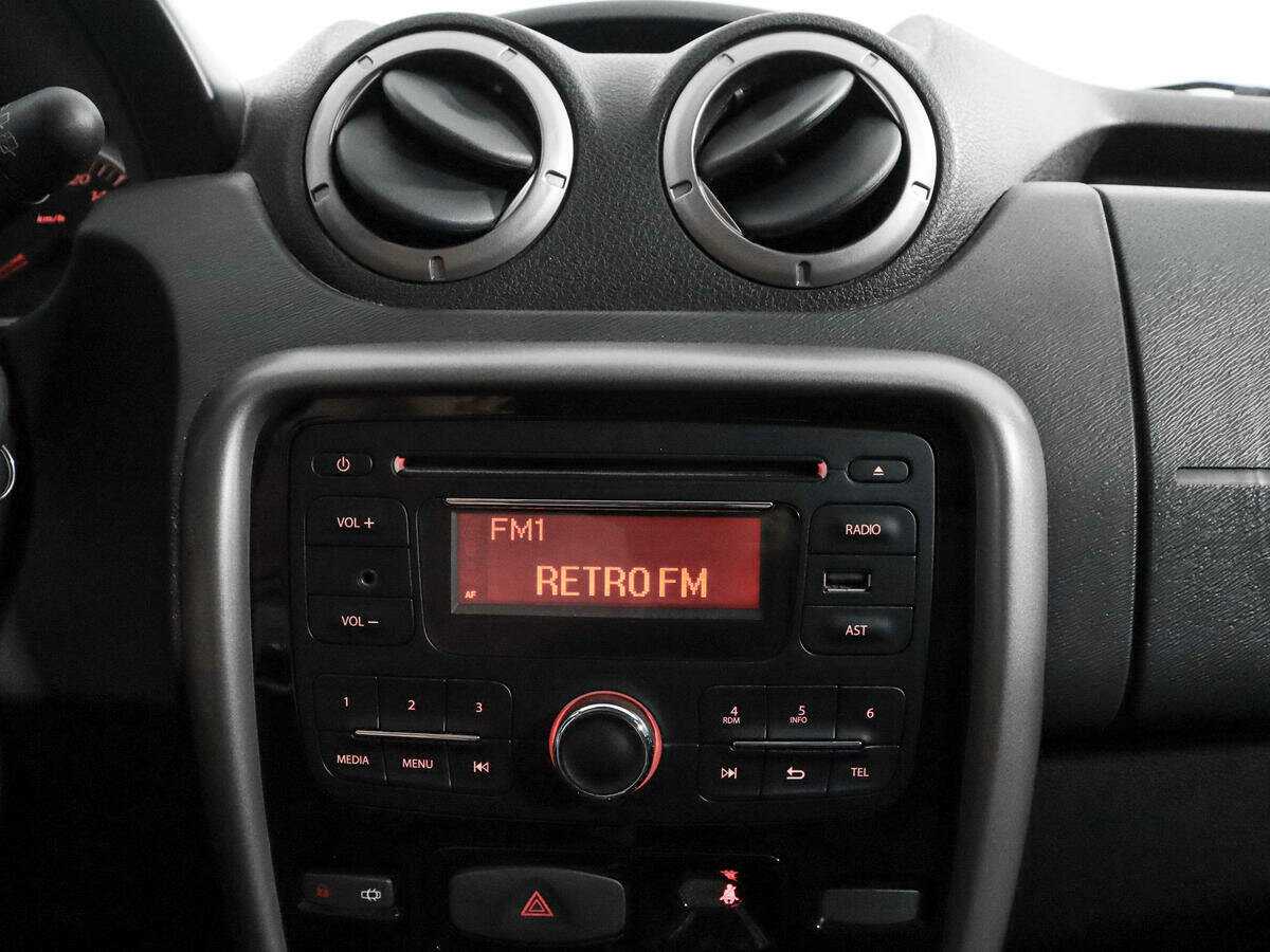 Renault Duster с пробегом — 2014 год. Фото: #12