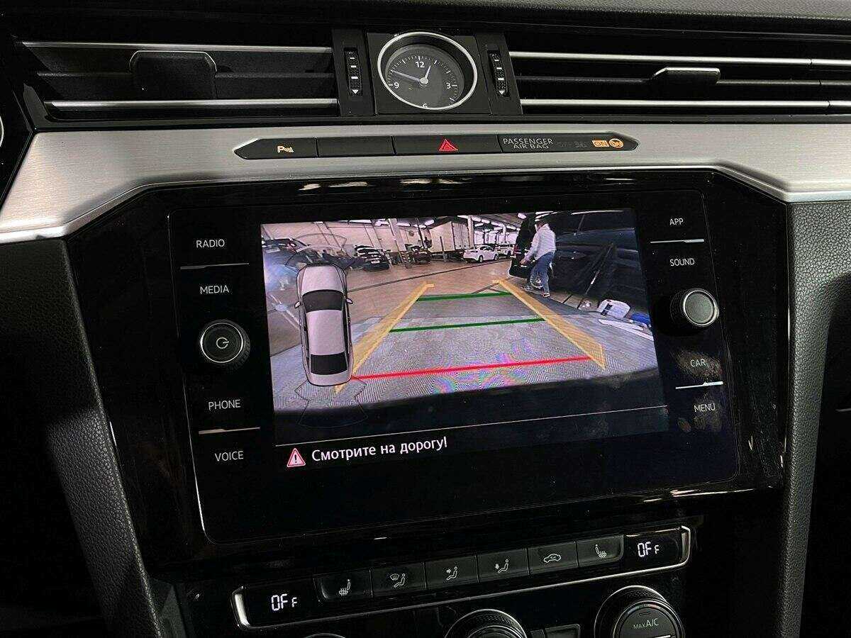 Volkswagen Passat с пробегом — 2017 год. Фото: #12