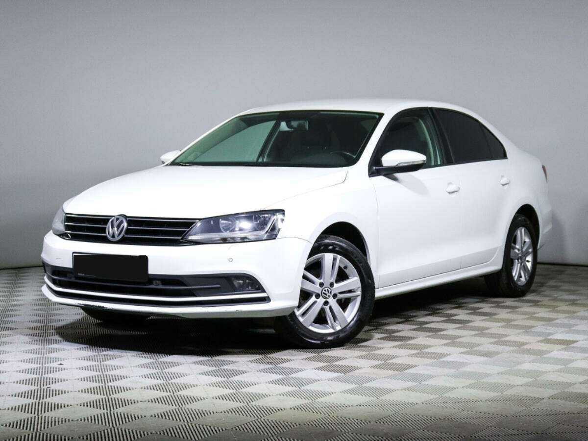 Volkswagen Jetta с пробегом — 2016 год. Фото: #0