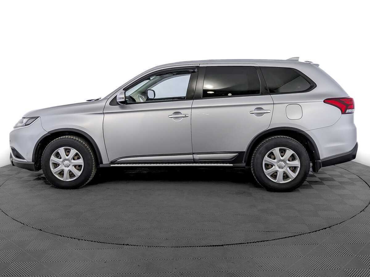 Mitsubishi Outlander с пробегом — 2019 год. Фото: #7