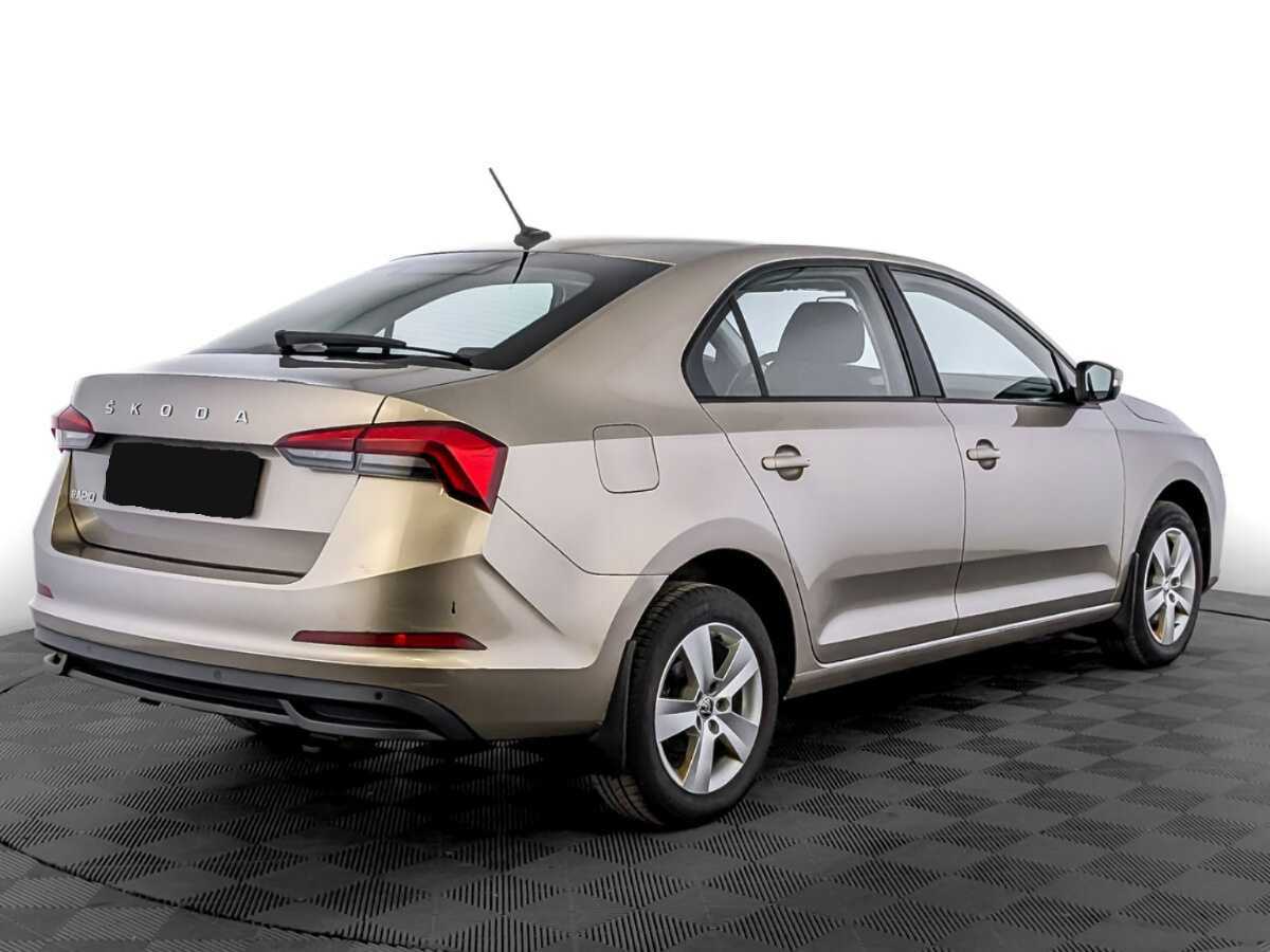 Skoda Rapid с пробегом — 2020 год. Фото: #4