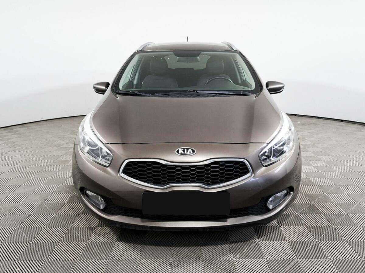 Kia Ceed с пробегом — 2015 год. Фото: #1