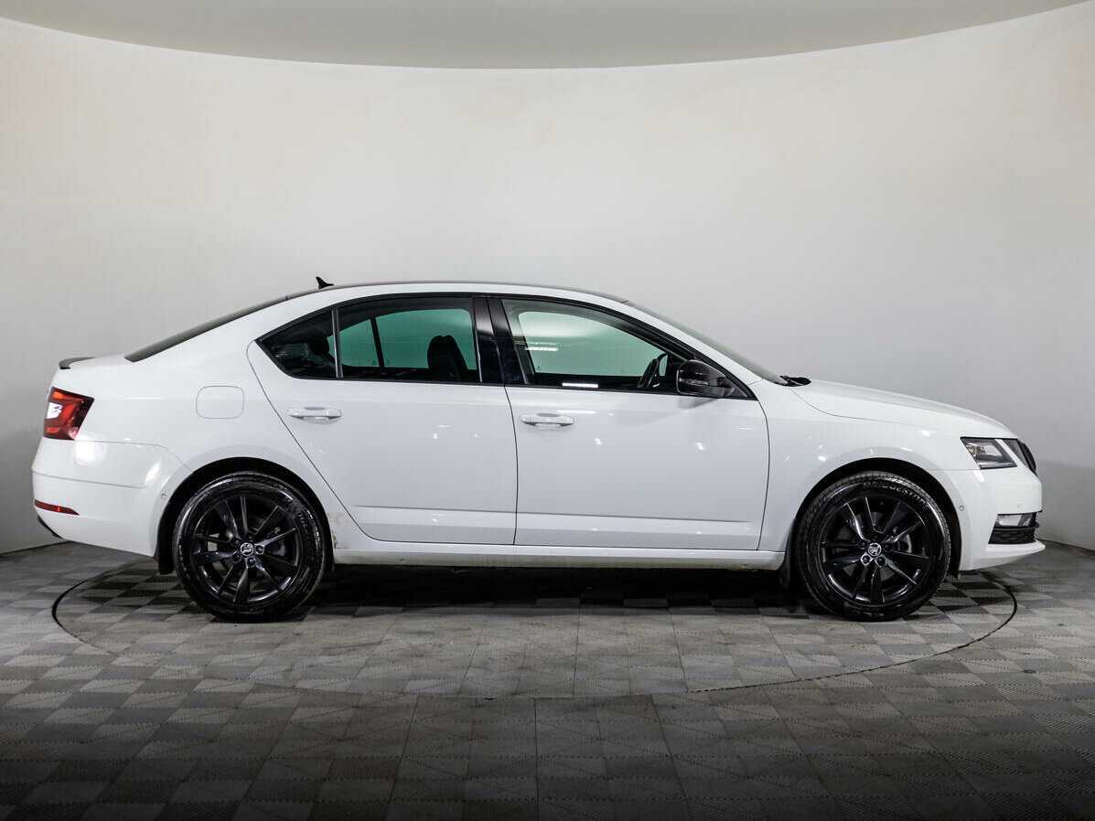 Skoda Octavia с пробегом — 2018 год. Фото: #3
