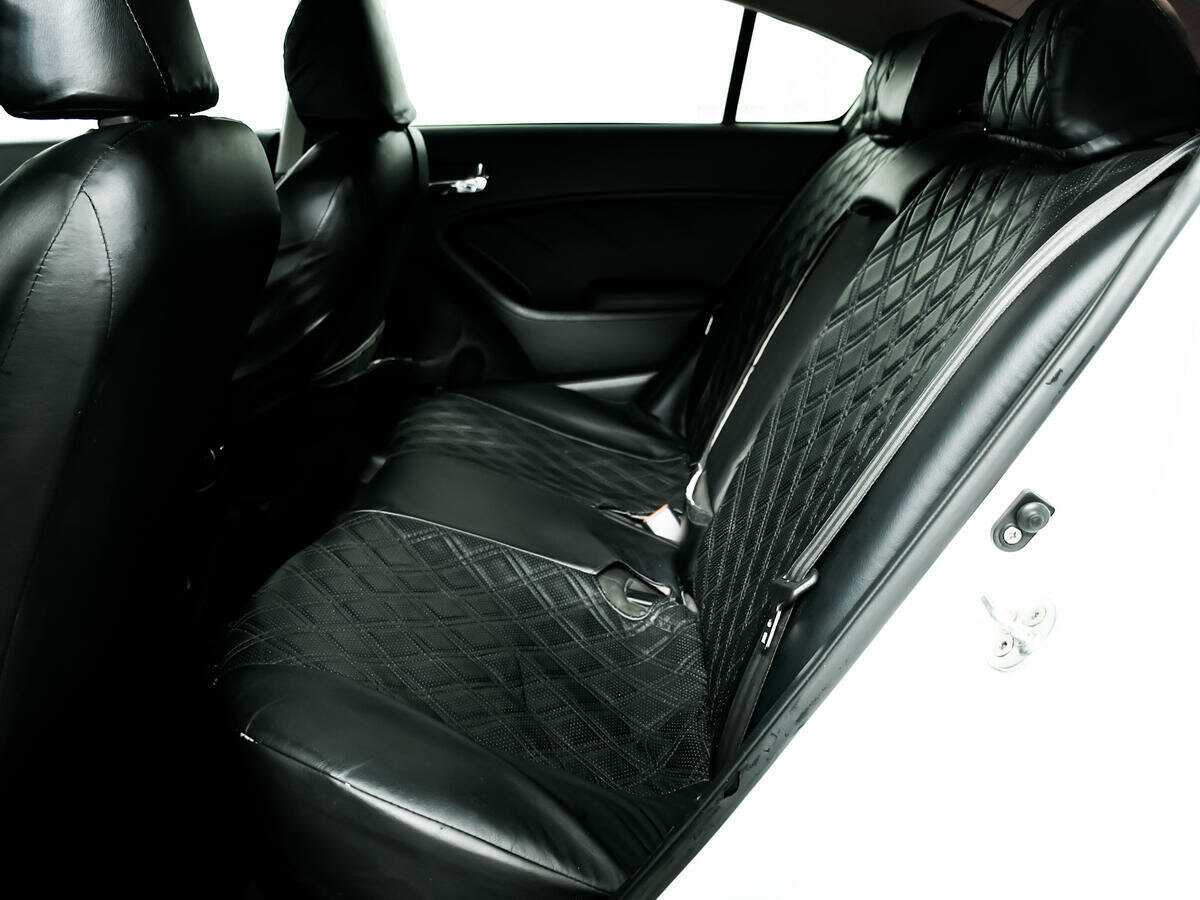 Kia Cerato с пробегом — 2016 год. Фото: #11