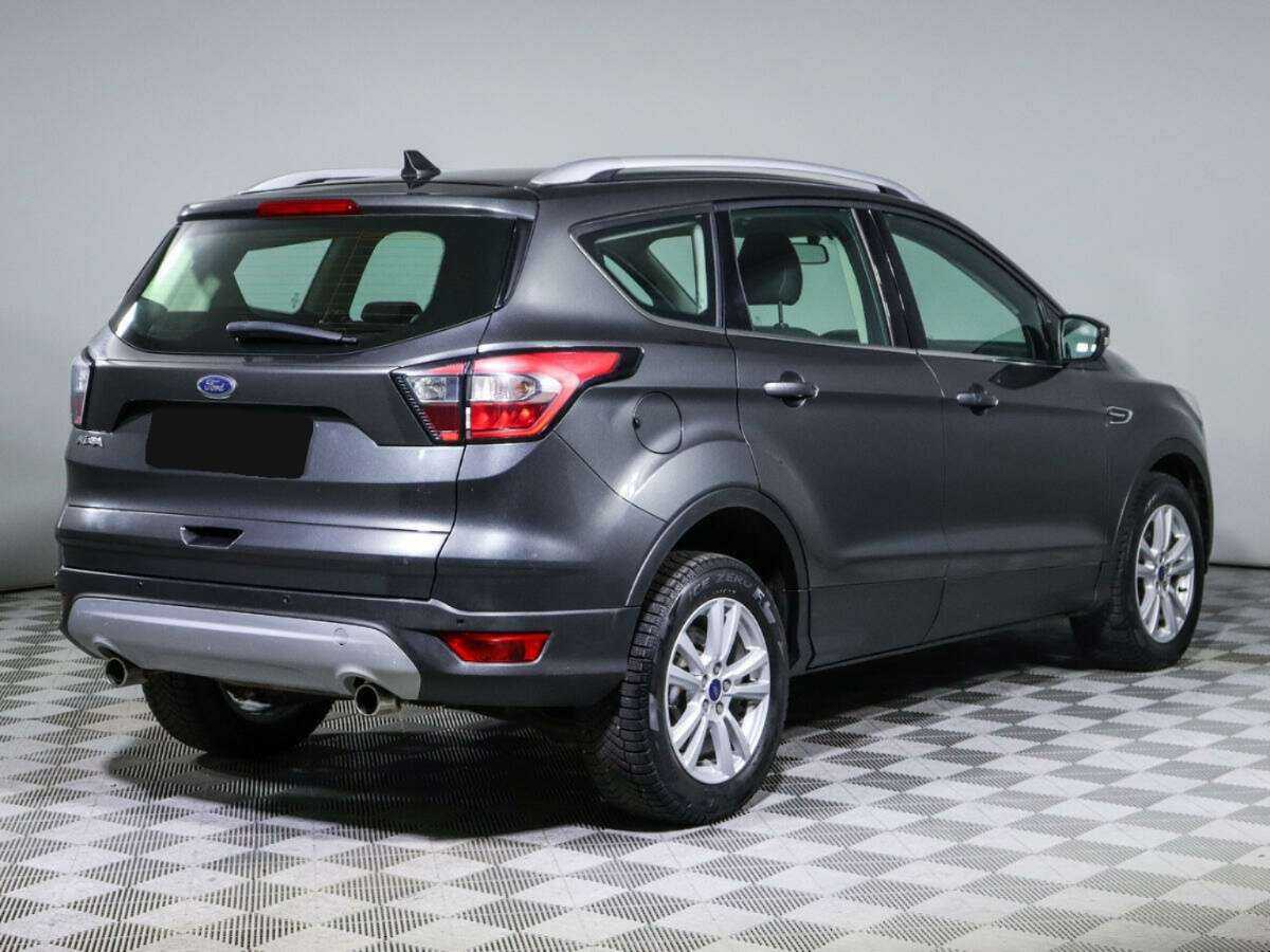 Ford Kuga с пробегом — 2018 год. Фото: #3