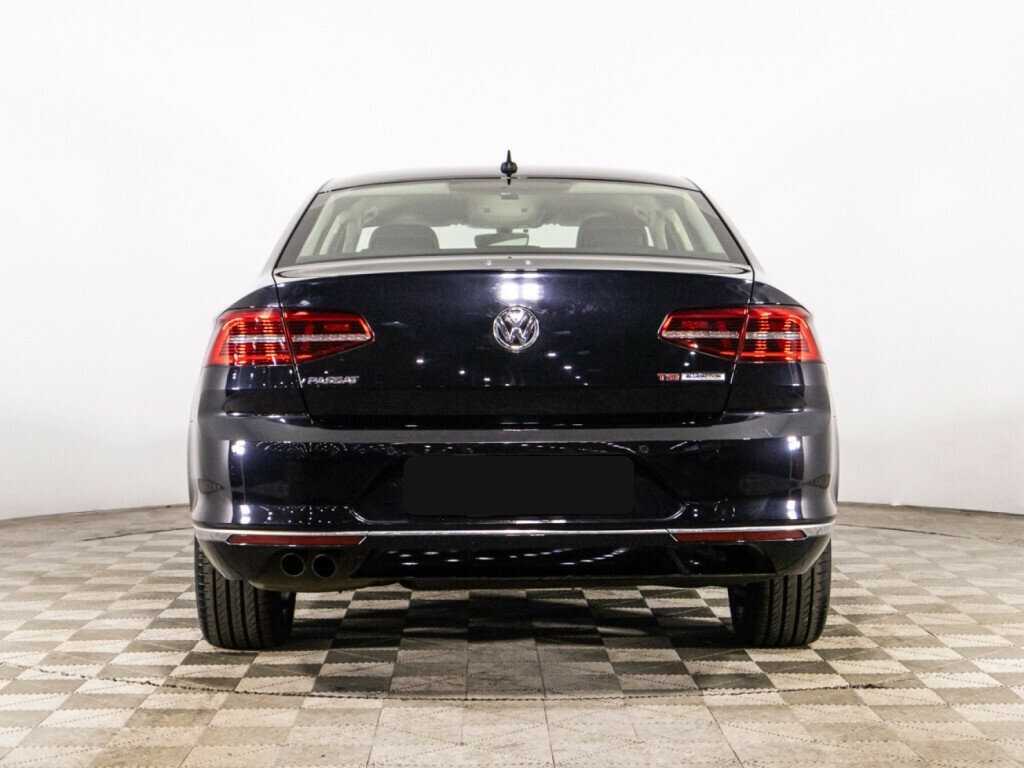 Volkswagen Passat с пробегом — 2016 год. Фото: #5