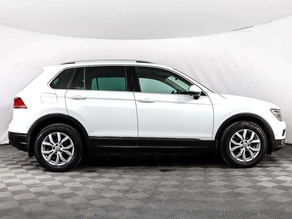 Volkswagen Tiguan с пробегом — 2017 год. Фото: #3