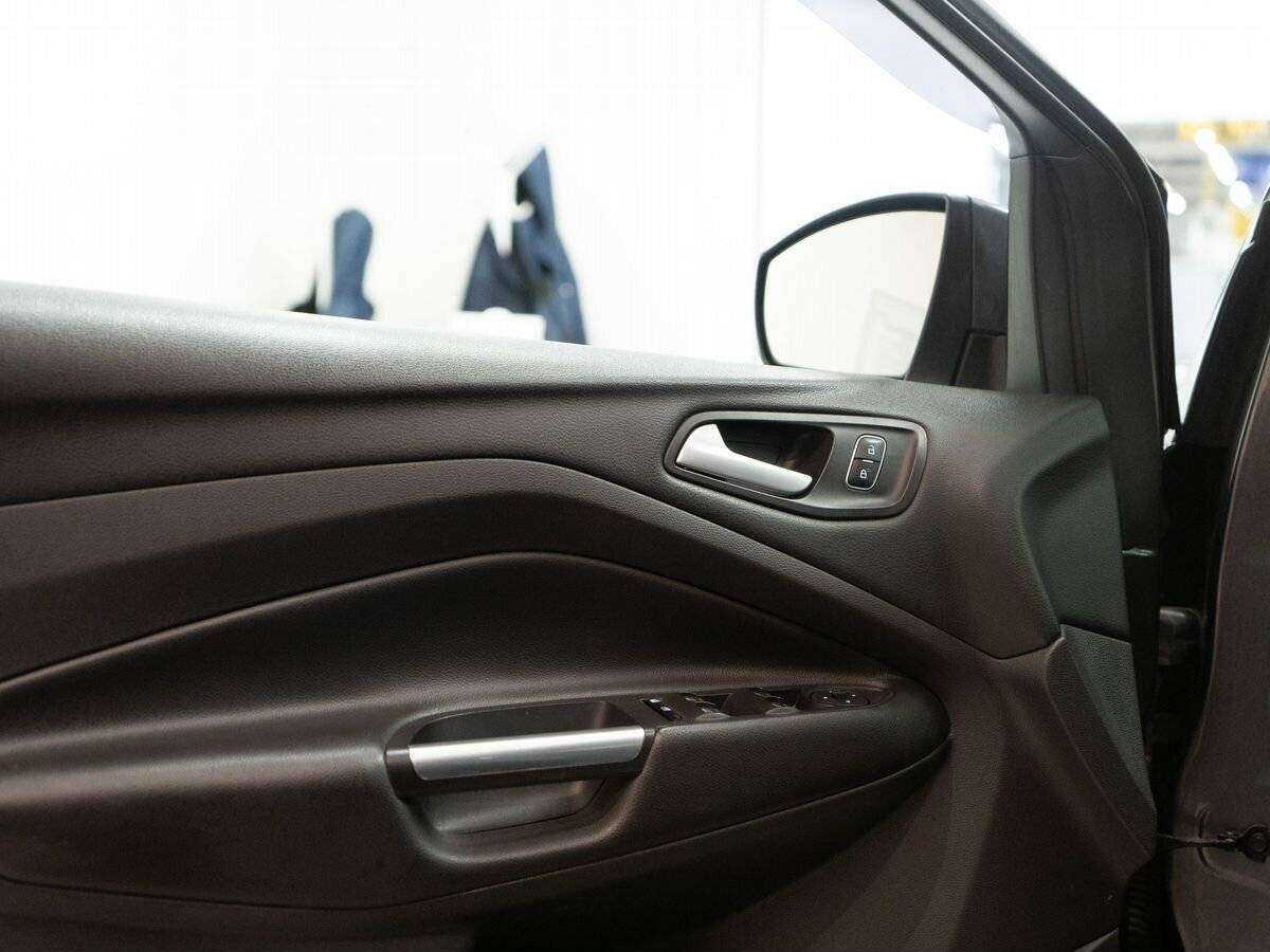 Ford Kuga с пробегом — 2018 год. Фото: #15