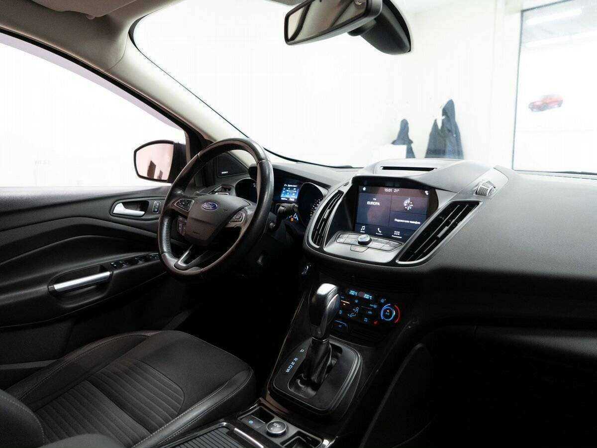 Ford Kuga с пробегом — 2018 год. Фото: #16