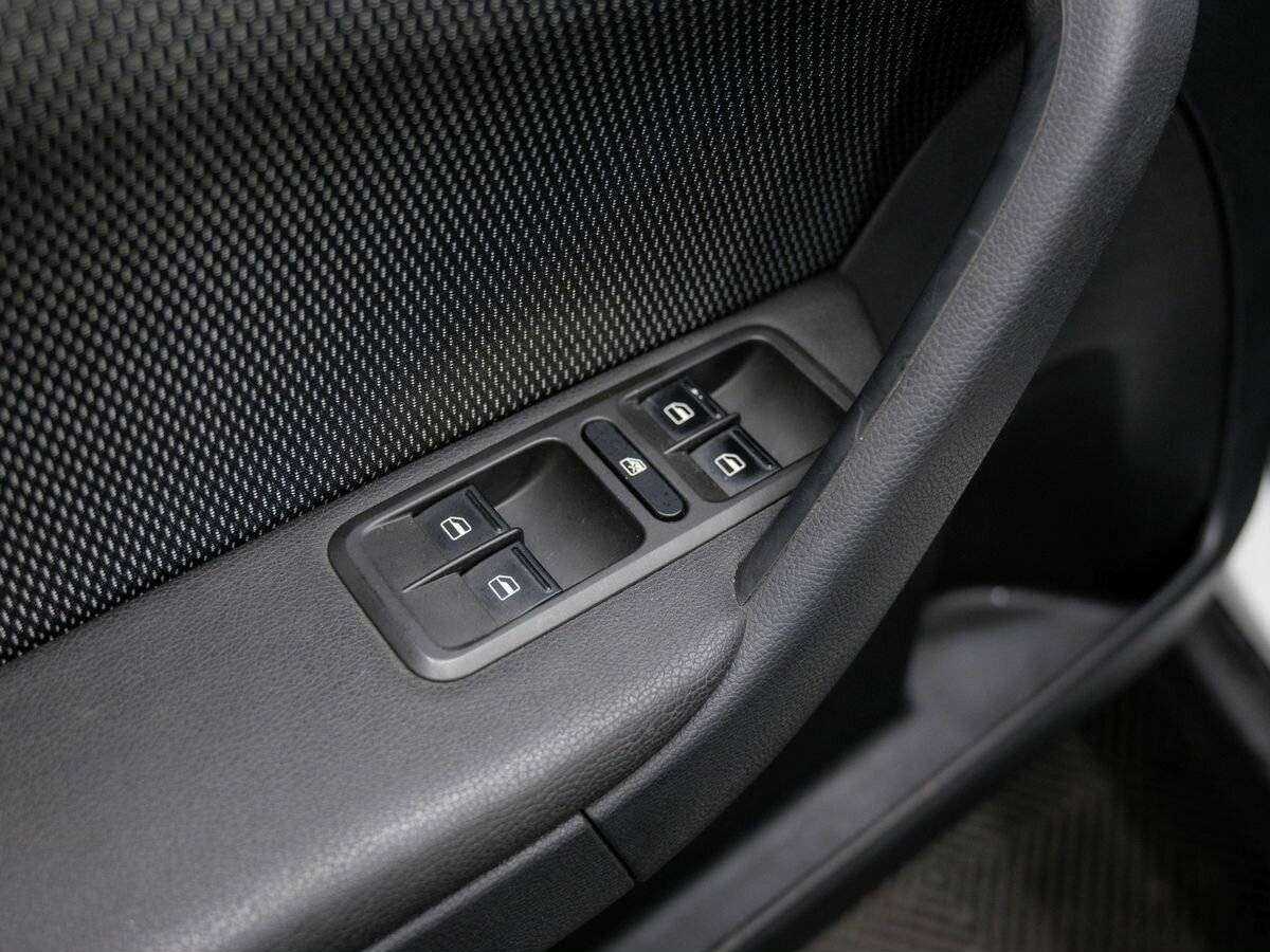 Skoda Yeti с пробегом — 2013 год. Фото: #13