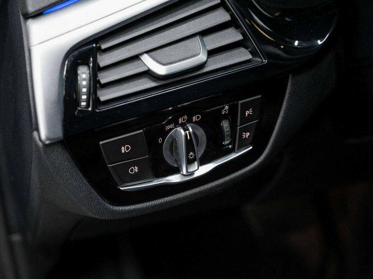 BMW 5 серии с пробегом — 2017 год. Фото: #17