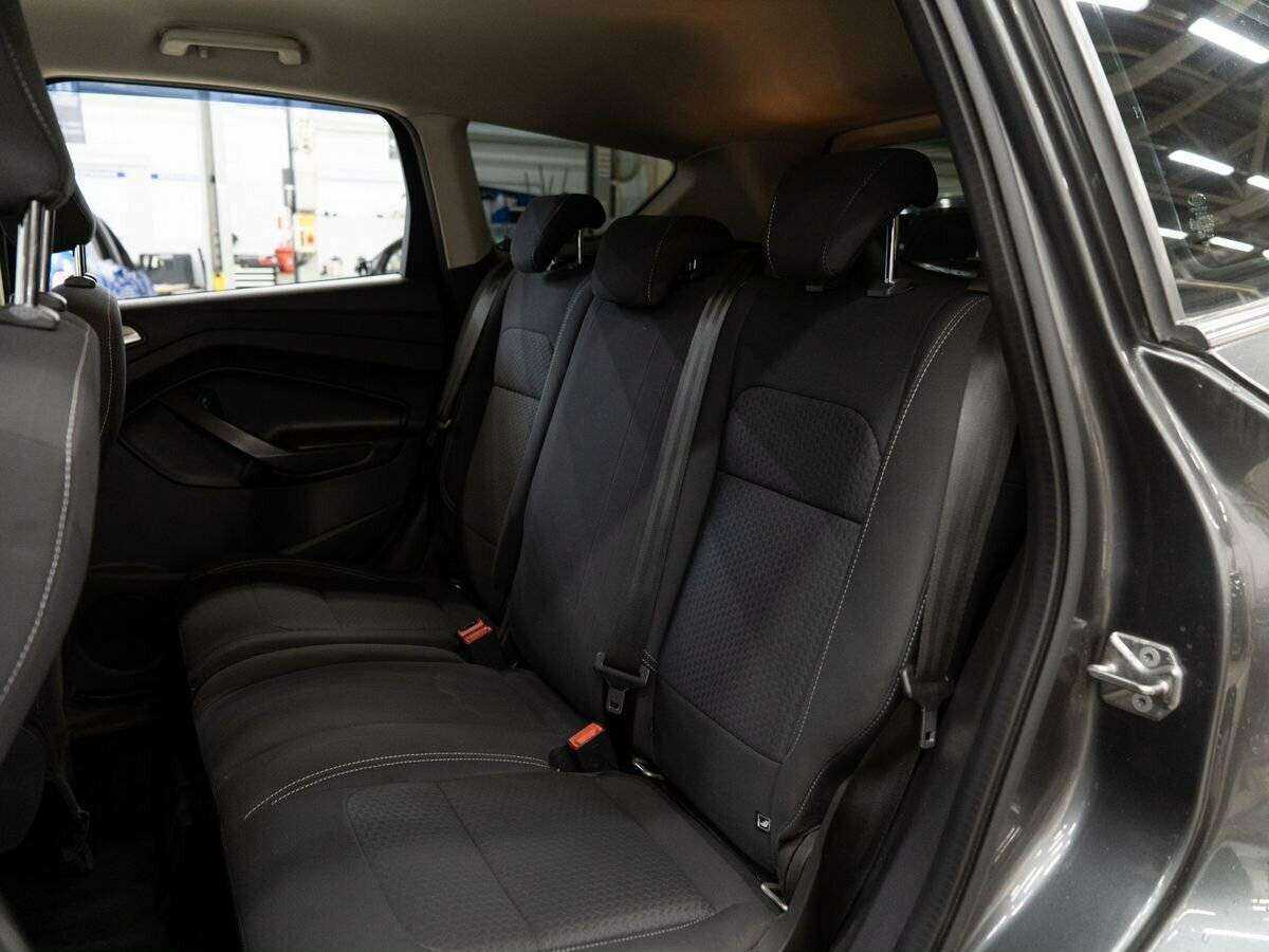 Ford Kuga с пробегом — 2017 год. Фото: #6
