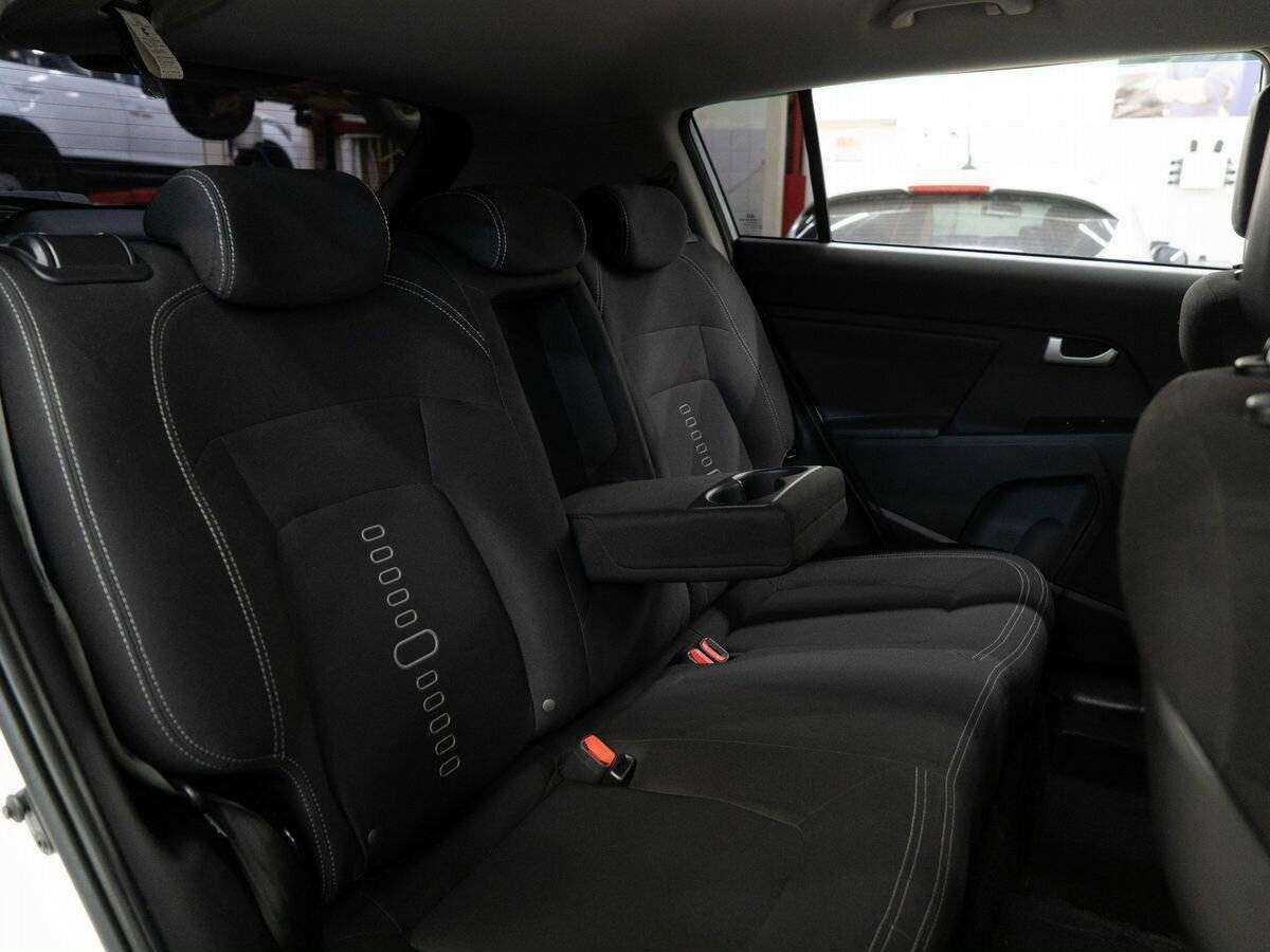 Kia Sportage с пробегом — 2015 год. Фото: #7